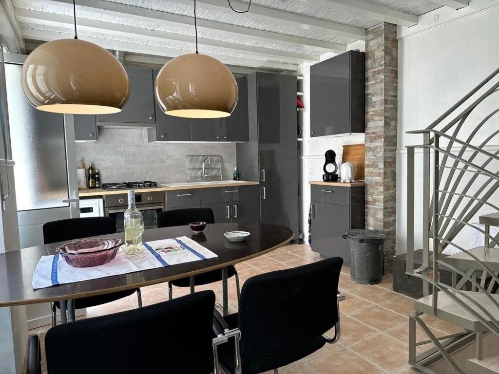 100 Meters From The Beach! Rua Da Paz Nazare Exterior photo